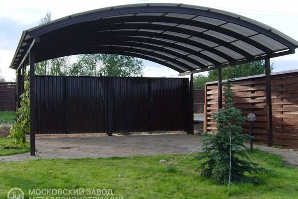 Навес из поликарбоната