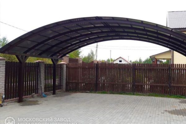 Навес из поликарбоната